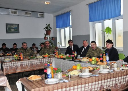 Abşeronda Novruz bayramı əsgərlərlə birgə qeyd edildi