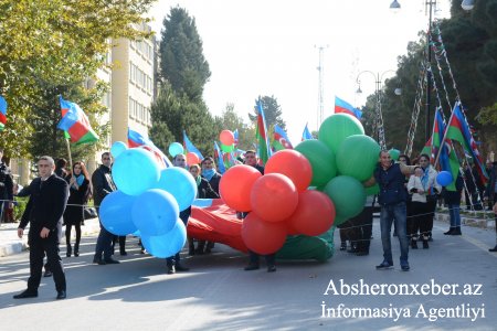 Abşeronda "Bayraq Günü" münasibəti ilə təntənəli bayram-FOTOLAR