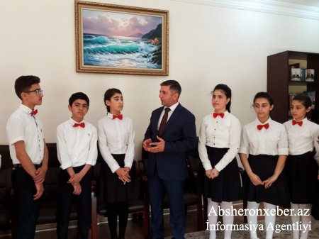 Abşeron rayon İcra Hakimiyyətinin Başçısının müavini şagirdlərlə görüşdü