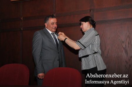 Yusuf Haqverdiyevin “Dövlət qulluğunda fərqlənməyə görə” medalı təqdim edilib