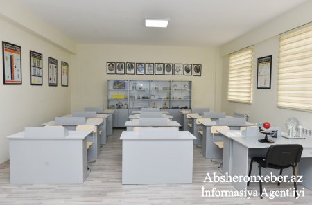 İlham Əliyev Abşeron rayonunun Masazır qəsəbəsində yeni inşa olunan 5 nömrəli tam orta məktəbin açılışında iştirak edib