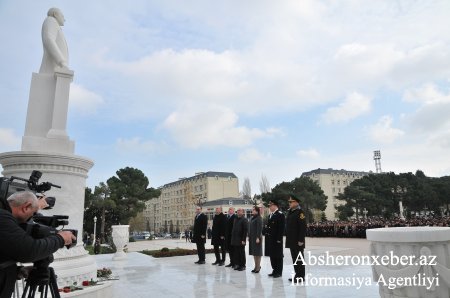 Abşeronda Ümummilli Lider Heydər Əliyevin anım günü qeyd edildi.