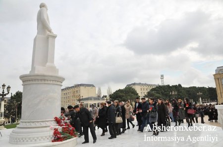 Abşeronda Ümummilli Lider Heydər Əliyevin anım günü qeyd edildi.