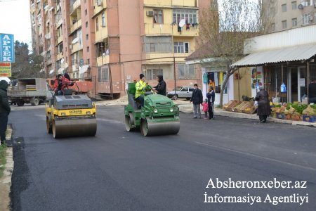 Xırdalanda məhəllədaxili yollara yeni asfalt örtüyü çəkilir.