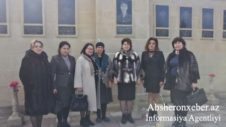 YAP Abşeron rayon təşkilatının Qadınlar Şurası şəhid ailəsini ziyarət etdi