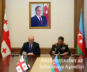 Zakir Həsənov gürcü nazirlə müzakirə apardı, iki ölkə arasında hərbi əməkdaşlıq planı imzalandı 