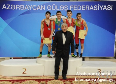 Abşeronun güləşçiləri Azərbaycan çempionatında 8 medal qazanıblar