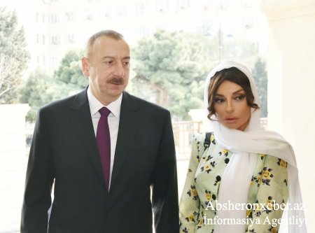 Prezident xanımı ilə Hacı Cavad məscidində
