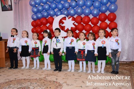 Xırdalanın 1 saylı bağçasında Dövlət Bayrağı Gününə həsr olunan tədbir 