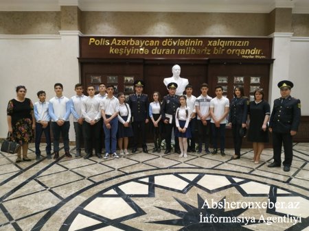 Baş Dövlət Yol Polisi İdarəsinin təşəbbüsü ilə məktəblilərin stasionar postlara ekskursiyası təşkil olunub