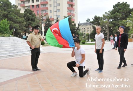 Abşeronlu çağırışçılar hərbi xidmətə yola salındılar