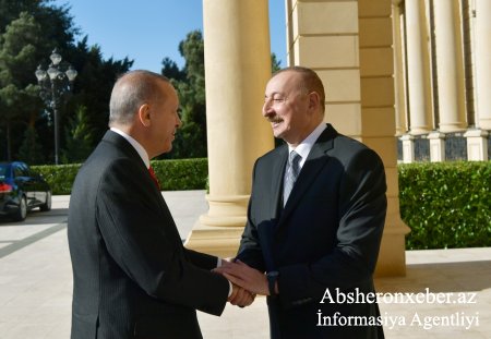 Azərbaycan Prezidenti İlham Əliyev Türkiyə Prezidenti Rəcəb Tayyib Ərdoğan ilə görüşüb 