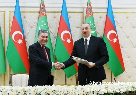 Azərbaycan-Türkmənistan sənədləri imzalanıb 