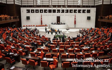 Türkiyə parlamenti Azərbaycana əsgər göndərilməsi ilə bağlı layihəni təsdiqlədi