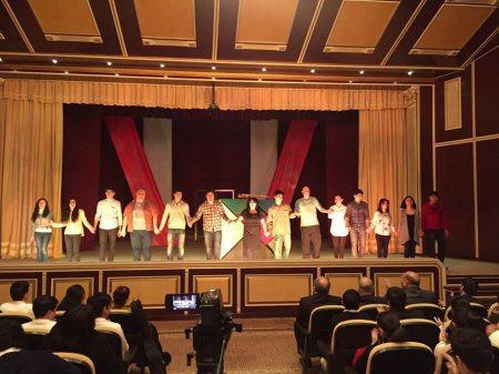 Abşeron Mədəniyyət Sarayında “Həyatla oyun” tamaşası nümayiş olundu (Video ,Foto)
