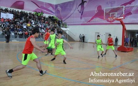 Abşeron məktəblilərindən ibarət basketbol komandası zona yarışlarında qalib gəlib