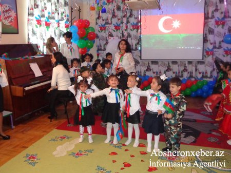 Xırdalan şəhər 17 saylı uşaq bağçada  Dövlət Bayrağı Günü qeyd edilib 