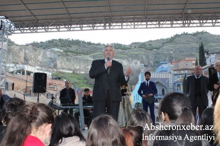 Tbilisidəki Heydər Əliyev parkında Novruz bayramı qeyd olunub.