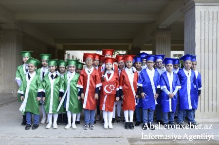 Abşeronda Dövlət Bayrağı Günü münasibətilə ümumrayon bayramı keçirildi 