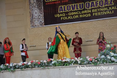 Abşeronda “Alovlu Qafqaz” Uşaq və Gənclərin Beynəlxalq Rəqs və Yaradıcılıq Festivalı keçirilib.