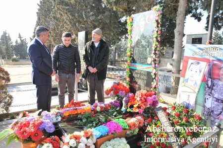 Ceyranbatan qəsəbəsində şəhidlərin məzarları ziyarət olunub, qəsəbə ağsaqqalları ilə görüş keçirilib