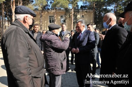 Ceyranbatan qəsəbəsində şəhidlərin məzarları ziyarət olunub, qəsəbə ağsaqqalları ilə görüş keçirilib
