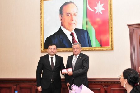 Abdin Fərzəliyev Abşeron RİH yanında İctimai Şuranın üzvləri ilə görüşüb