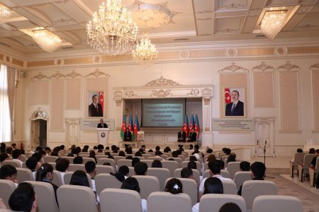 Abşeronda “Suveren Azərbaycanda Təhsil Hüququnun Konstitusion təminatı” mövzusunda silsilə tədbirlər keçirilir