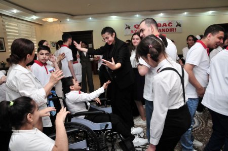 Abşeronda bir sıra sosial xidmət müəssisələri ziyarət edilib