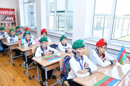 Uşaqların qəlbində vətən sevgisini alovlandıran qəhrəmanlıq saatı