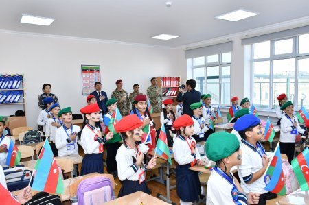 Uşaqların qəlbində vətən sevgisini alovlandıran qəhrəmanlıq saatı