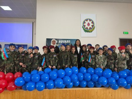 Qələbə sevinci, bayraq qüruru