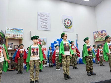 Xırdalan məktəbində Zəfər və Bayraq Günü qeyd olundu