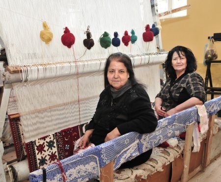 Abşeronda xalçaçılıq ənənəsi yaşadılır: Qobulu ustaların sənət yolu