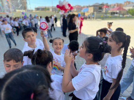 Saray məktəbində Uşaqların Beynəlxalq Müdafiəsi Günü münasibətilə tədbir keçirilib
